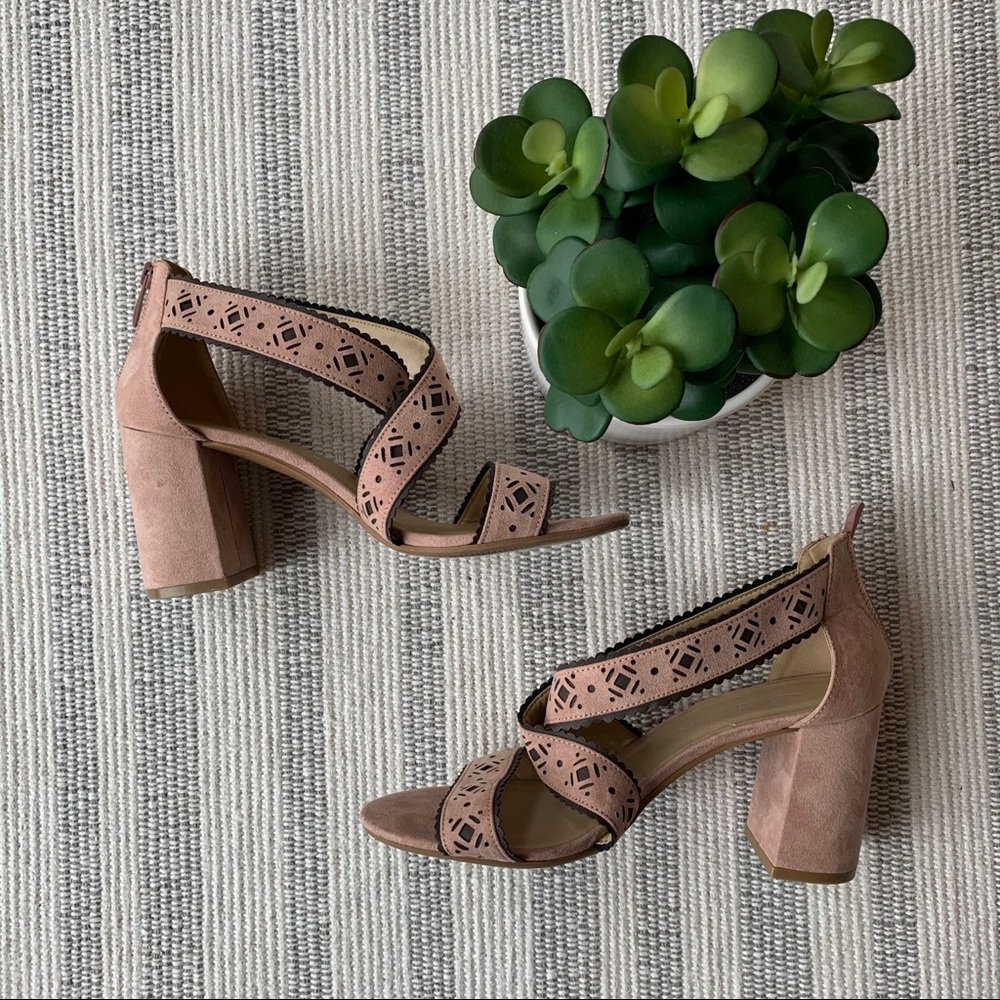 CL by Laundry Biz Super Suede Rose Sandal